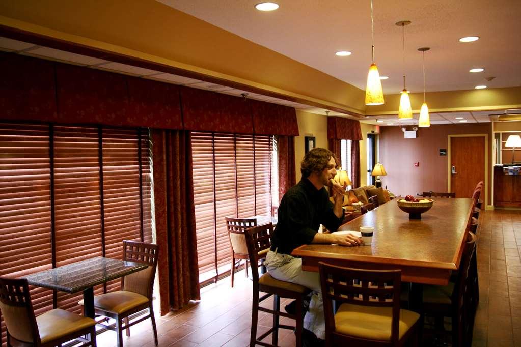Hampton Inn Marion Esterno foto
