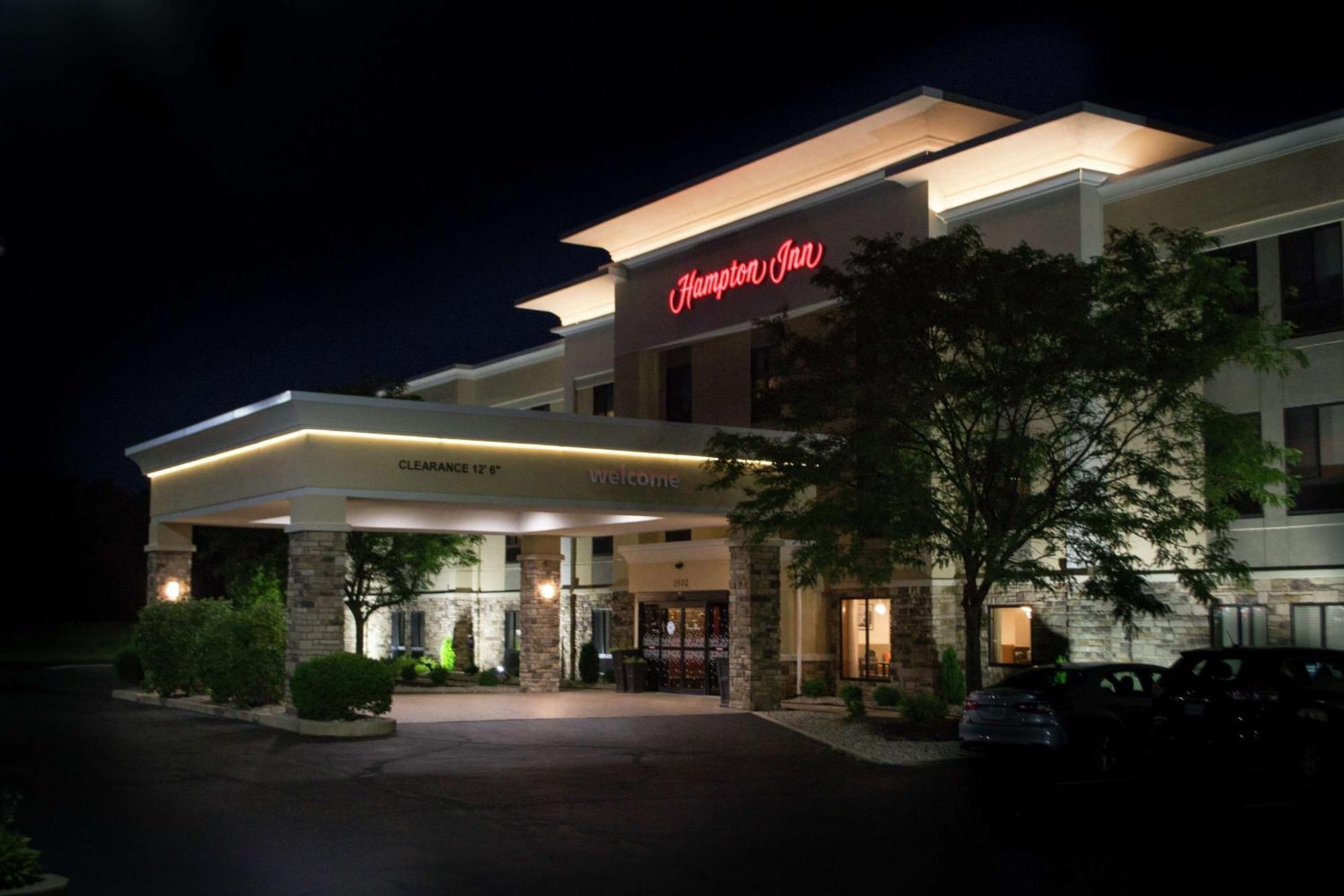 Hampton Inn Marion Esterno foto