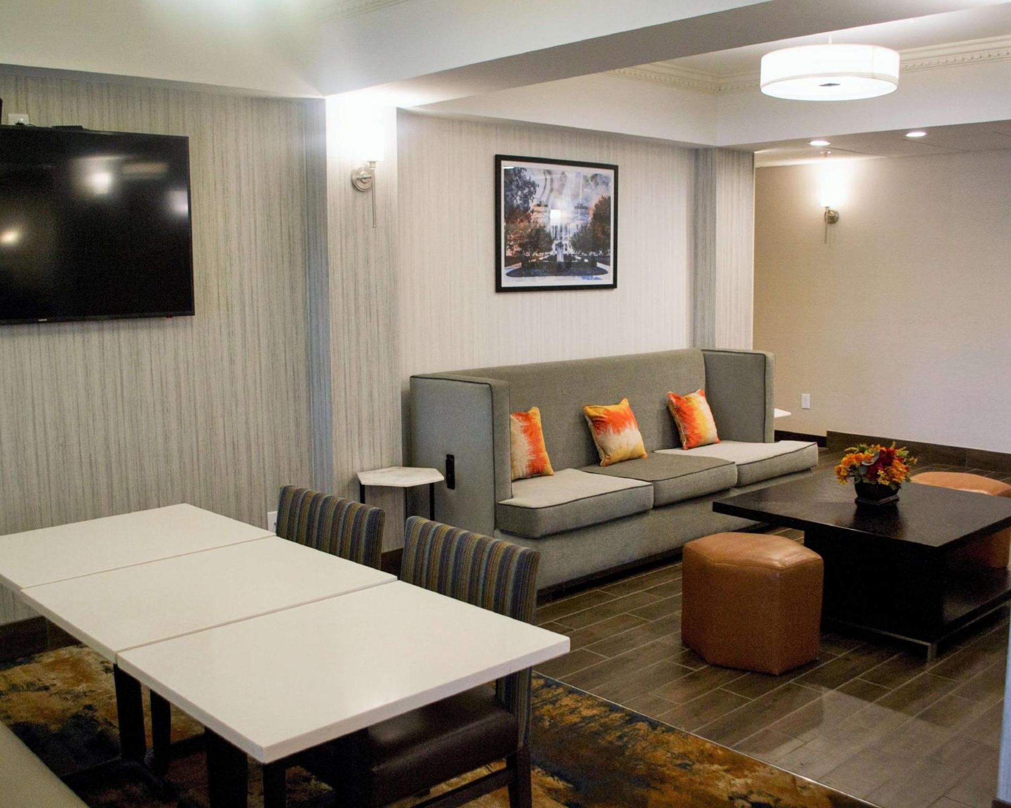 Hampton Inn Marion Esterno foto