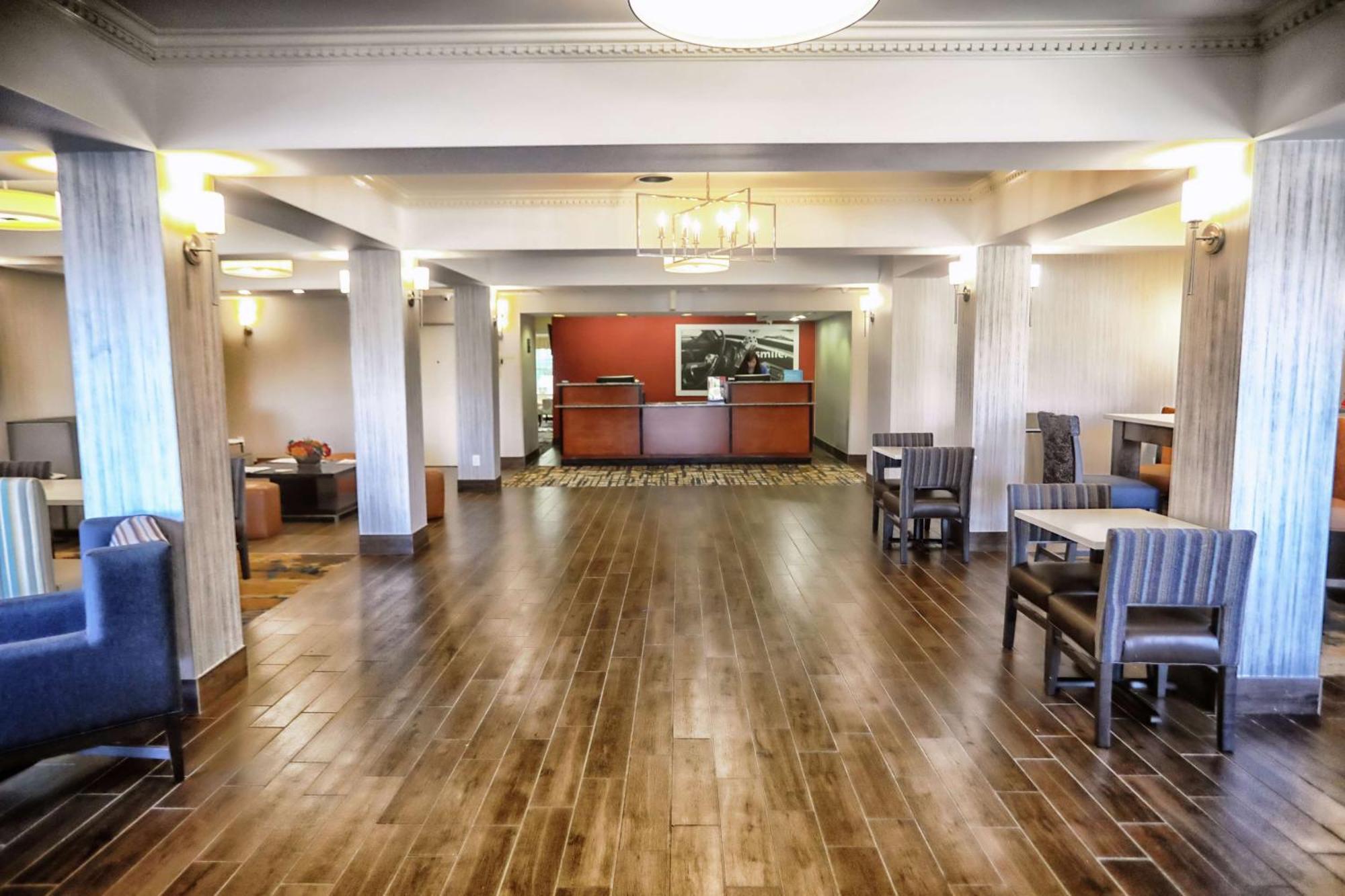 Hampton Inn Marion Esterno foto